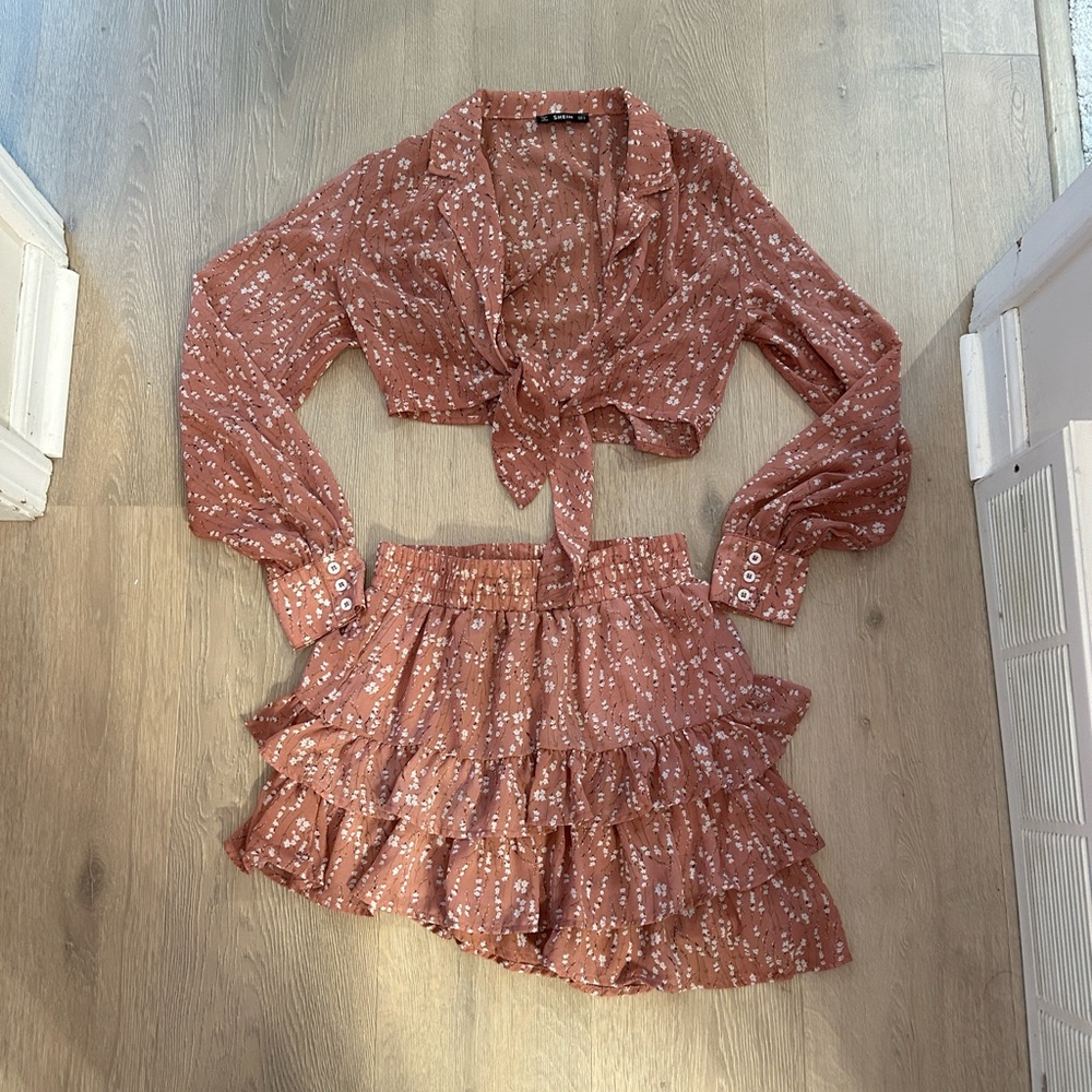 Two piece skirt and top set